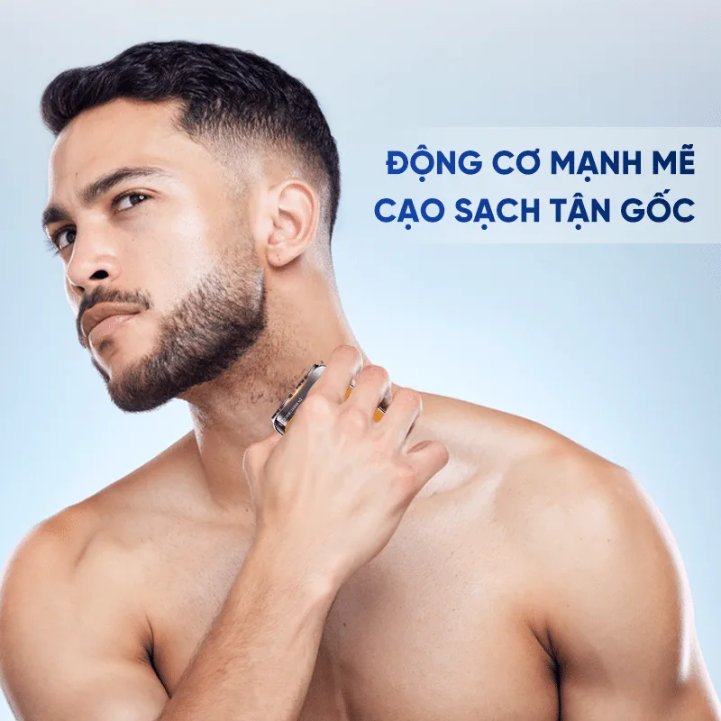 Cận cảnh lưỡi cạo và động cơ của máy cạo râu Eroc Traveller
